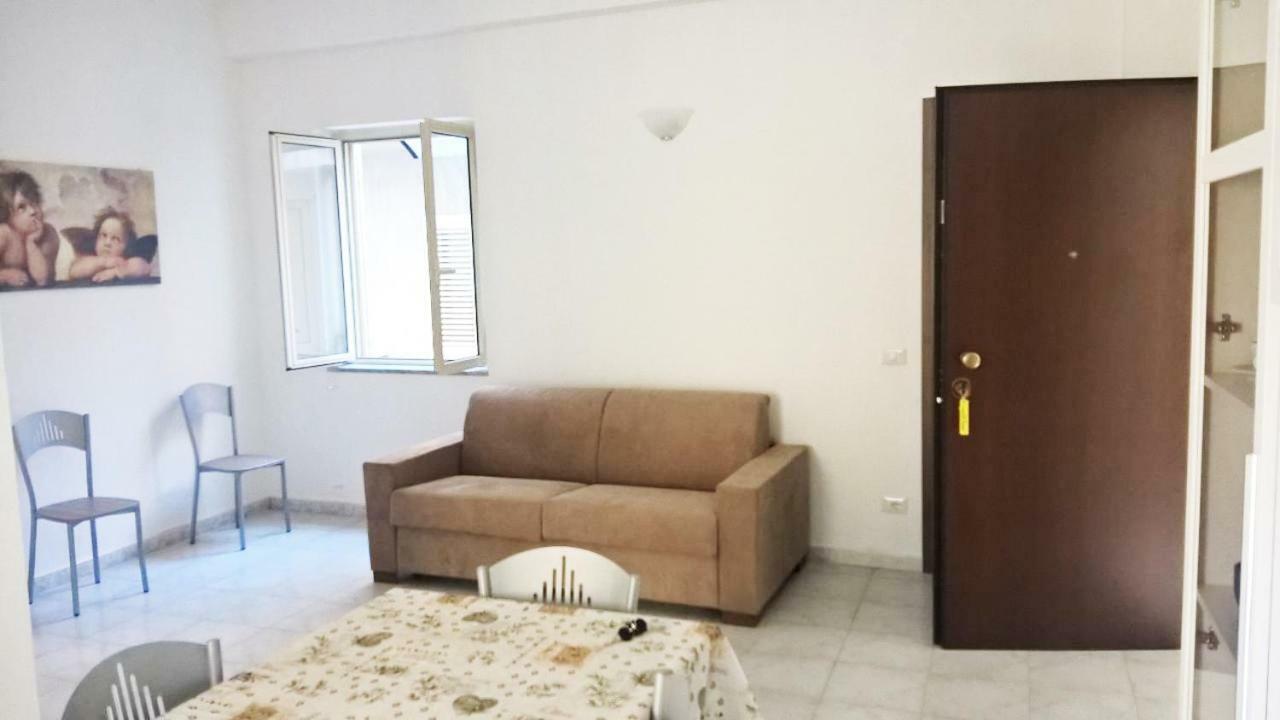 Climatizzato In Centro A 100M Dal Mare Villa Cirò Marina Exterior foto